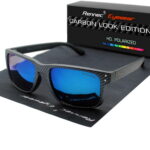 Motorsport Sonnenbrille in Carbon Optik mit polarisierten Gläsern Blau bei Luxxada Shoppen